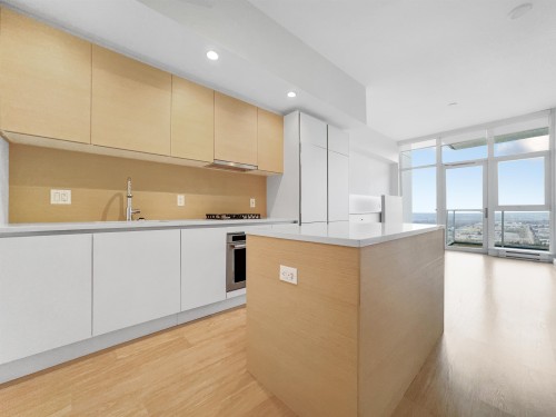 36Xx-657 Whiting Way, Coquitlam, BC 