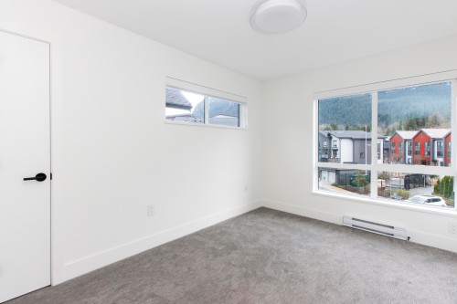 38070 Helm Way, Squamish, BC 