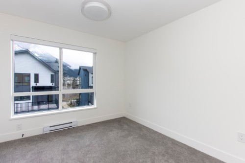 38070 Helm Way, Squamish, BC 