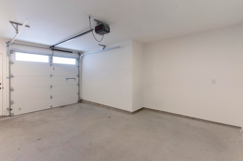 38070 Helm Way, Squamish, BC 