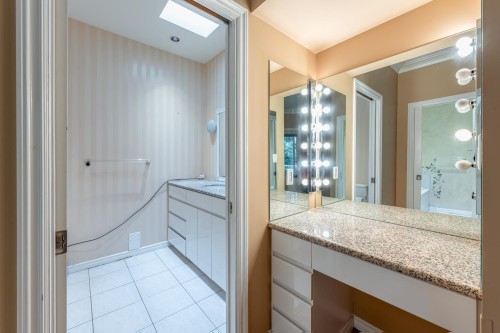 350 Kelvin Grove Way, Lions Bay, BC 