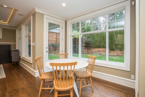 6417 Pitt Street, West Vancouver, BC 