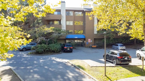 324-7295 Moffatt Road  Richmond, BC V6Y 3E5