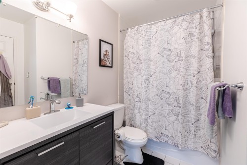 324-7295 Moffatt Road, Richmond, BC 