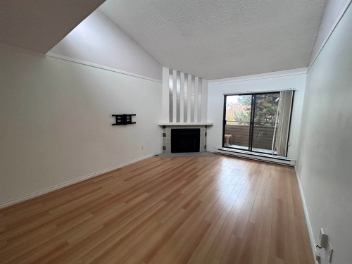 324-7295 Moffatt Road, Richmond, BC 