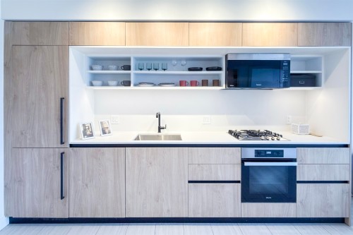 702-5058 Joyce Street, Vancouver, BC 