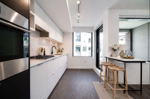 512-210 5Th Avenue E, Vancouver, BC 