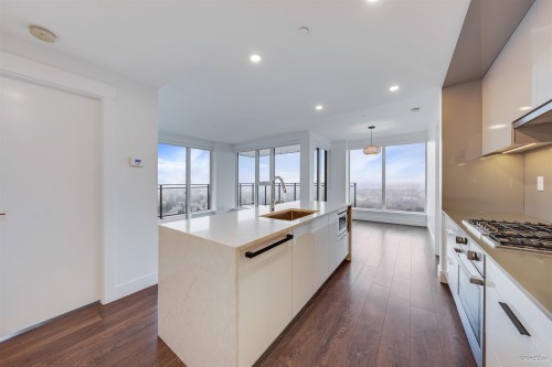 1608-4711 Hazel Street, Burnaby, BC 