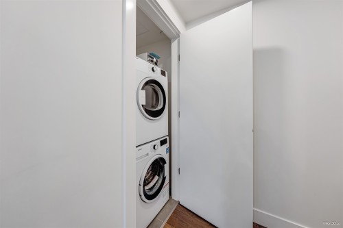 1608-4711 Hazel Street, Burnaby, BC 