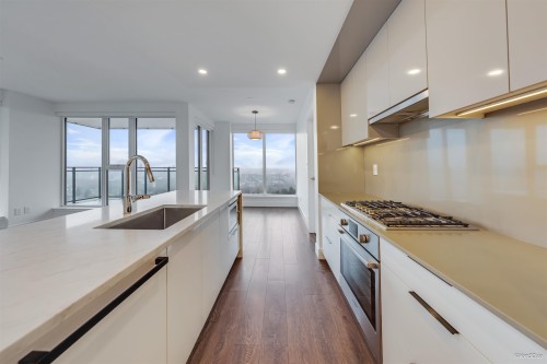 1608-4711 Hazel Street, Burnaby, BC 