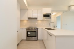 605-5399 Joyce Street  Vancouver, BC V5R 4H3