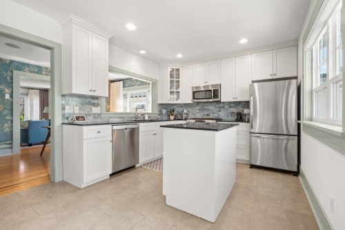 6591 Vine Street, Vancouver, BC 