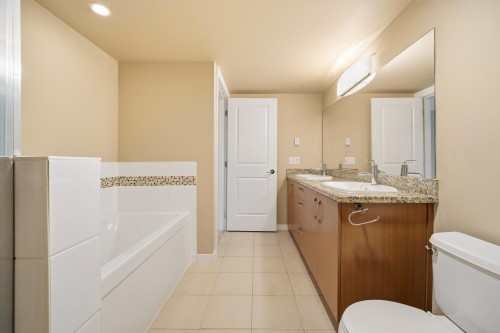 110-9199 Tomicki Avenue, Richmond, BC 