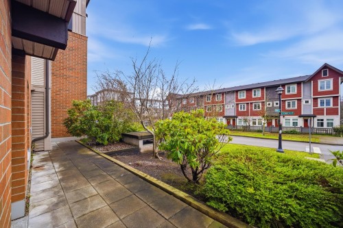 110-9199 Tomicki Avenue, Richmond, BC 