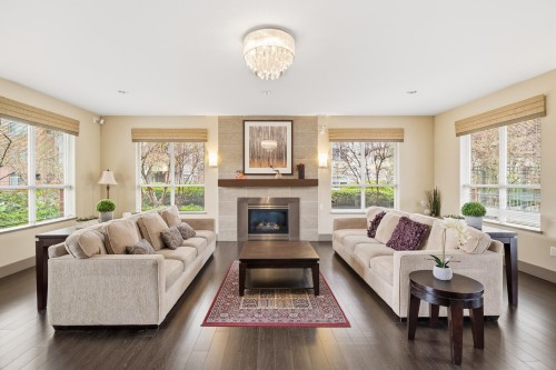 110-9199 Tomicki Avenue, Richmond, BC 