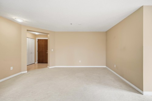 110-9199 Tomicki Avenue, Richmond, BC 