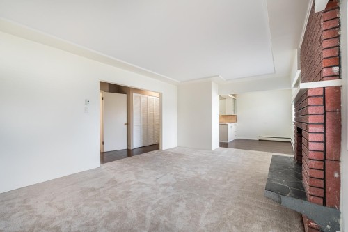 4044 Parker Street, Burnaby, BC 