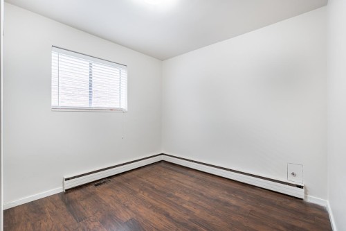 4044 Parker Street, Burnaby, BC 