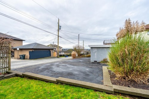 4044 Parker Street, Burnaby, BC 