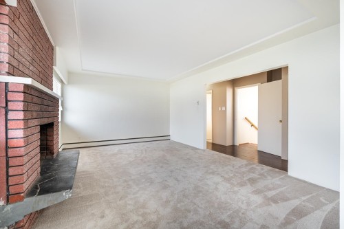 4044 Parker Street, Burnaby, BC 