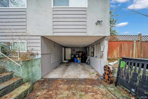 673 Lowell Court, Coquitlam, BC 