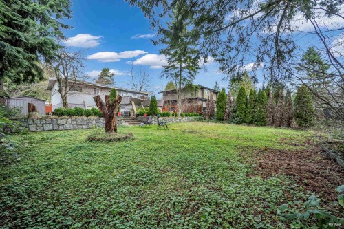 673 Lowell Court, Coquitlam, BC 