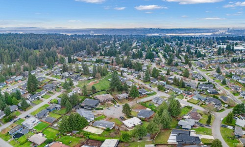 673 Lowell Court, Coquitlam, BC 