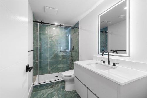 687 Poplar Street, Coquitlam, BC 