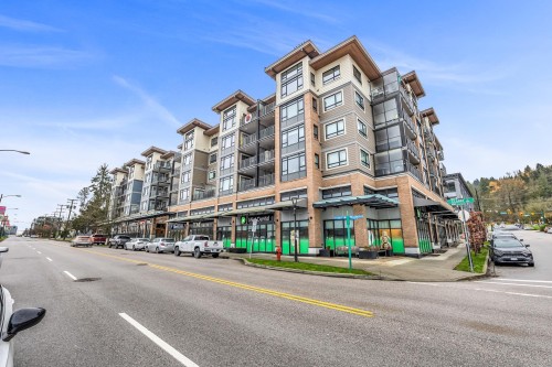 206-2525 Clarke Street, Port Moody, BC 
