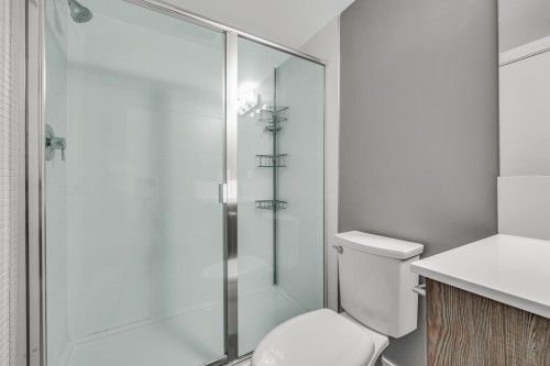 206-2525 Clarke Street, Port Moody, BC 