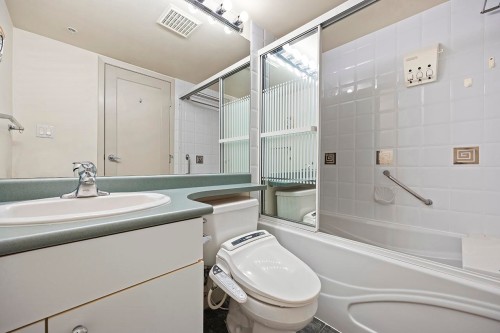 601-8288 Saba Road, Richmond, BC 