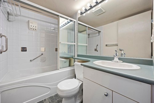 601-8288 Saba Road, Richmond, BC 