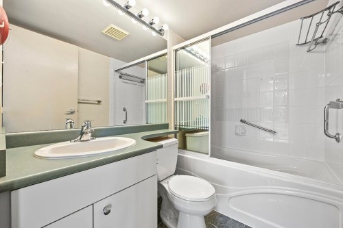 601-8288 Saba Road, Richmond, BC 