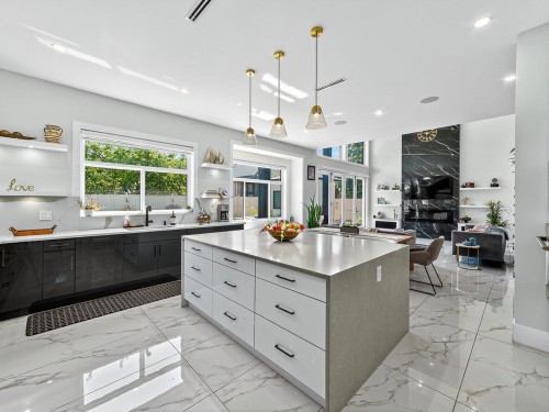 11800 King Road, Richmond, BC 