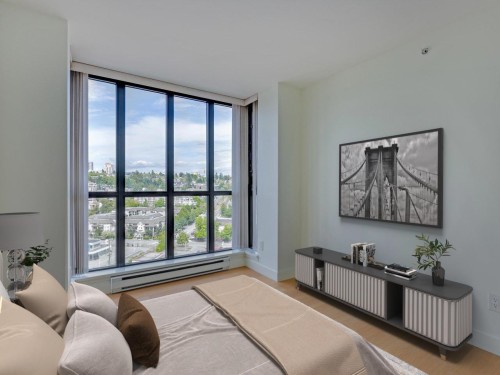 1607-1 Renaissance Square, New Westminster, BC 