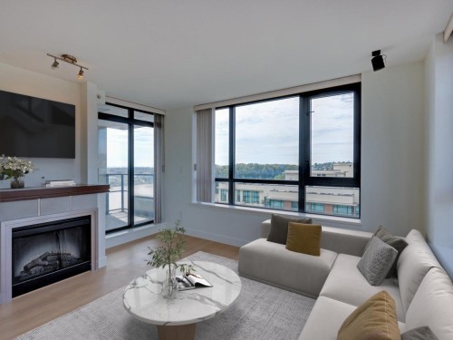 1607-1 Renaissance Square, New Westminster, BC 