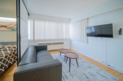 107-1925 Nelsonstreet  Vancouver, BC V6G 1K9