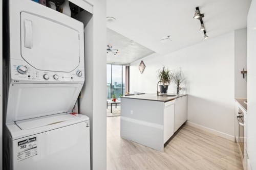 3909-128 Cordova Street W, Vancouver, BC 