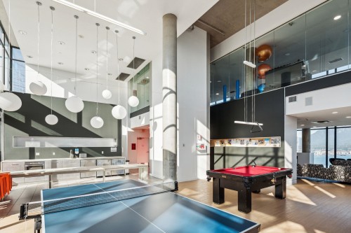 3909-128 Cordova Street W, Vancouver, BC 