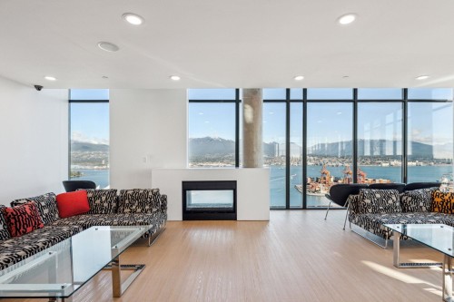 3909-128 Cordova Street W, Vancouver, BC 