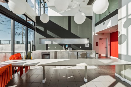 3909-128 Cordova Street W, Vancouver, BC 