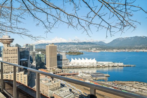 3909-128 Cordova Street W, Vancouver, BC 