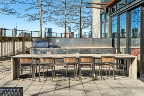 3909-128 Cordova Street W, Vancouver, BC 