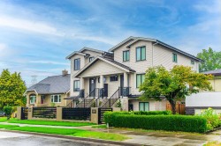 3817 Oxford Street  Burnaby, BC V5C 1C2