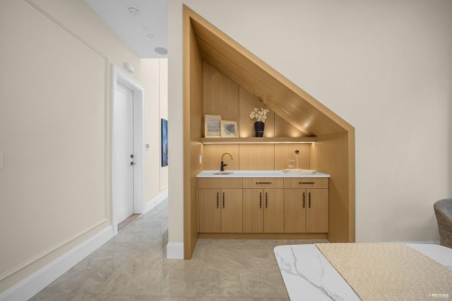 8800 Carrick Road, Richmond, BC 