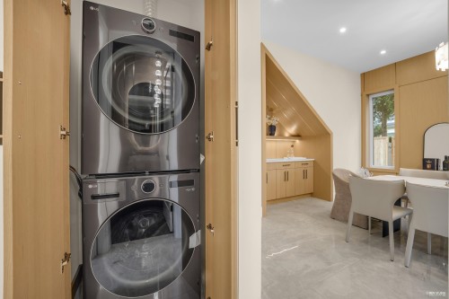 8800 Carrick Road, Richmond, BC 