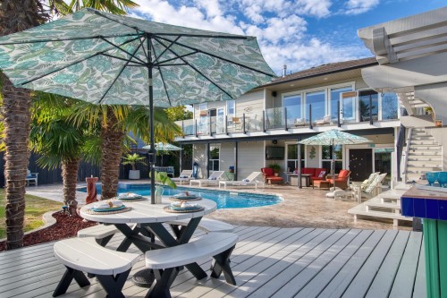 6369 Jasper Road, Sechelt, BC 