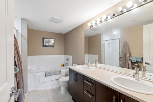 212-600 Klahanie Drive, Port Moody, BC 