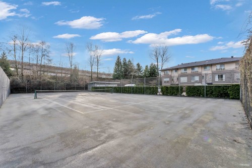 212-600 Klahanie Drive, Port Moody, BC 