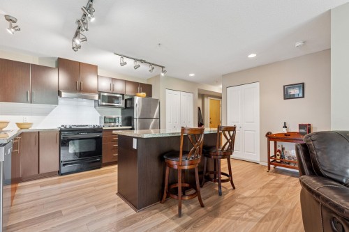 212-600 Klahanie Drive, Port Moody, BC 